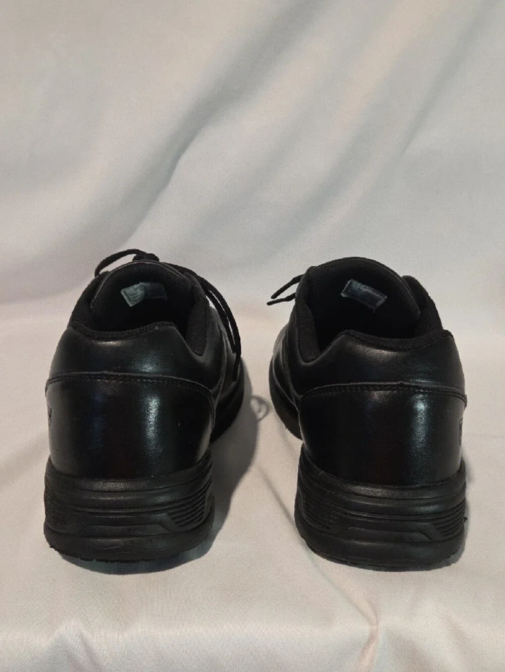 Propét Sergio Men's Oxford Work Shoe.